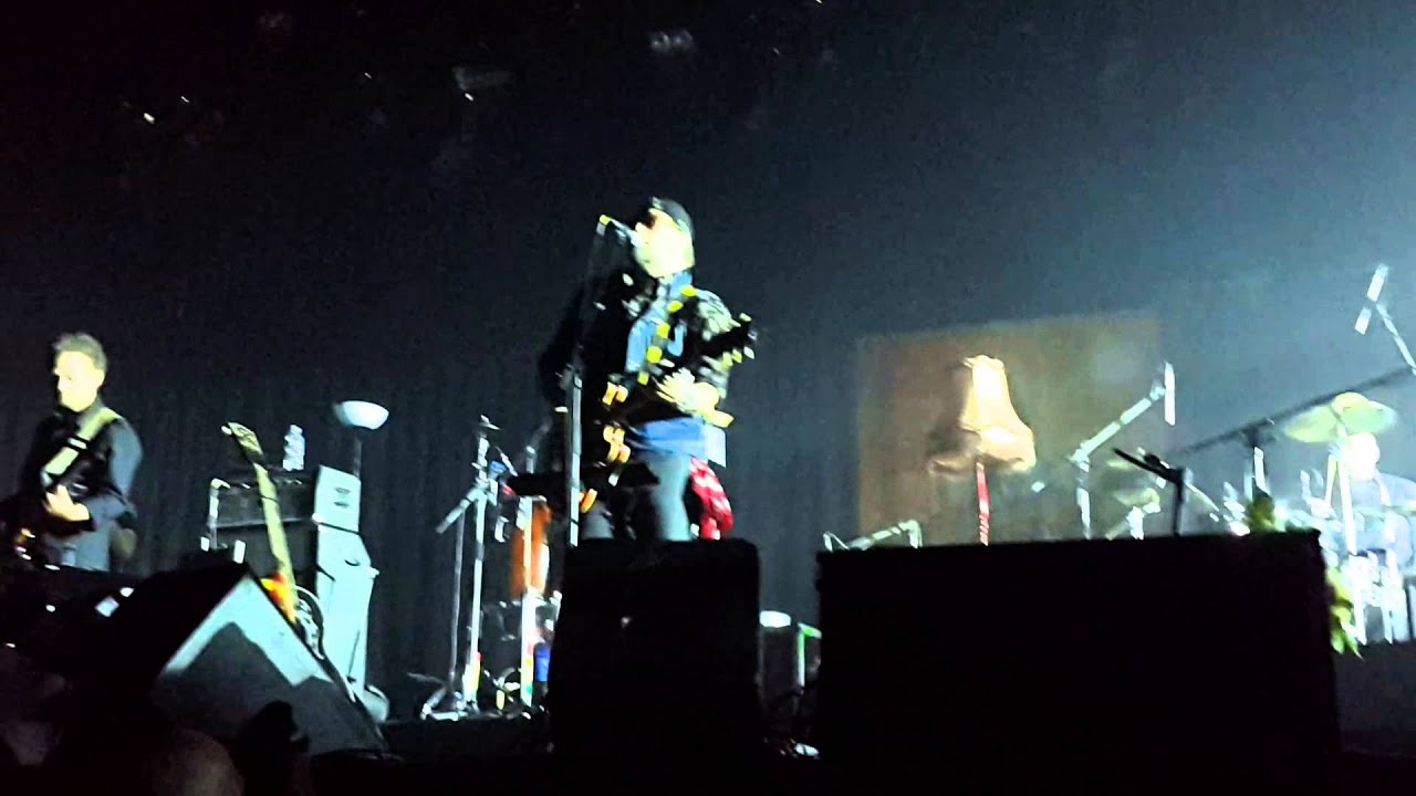 Аквариум - начало концерта и песня "Губернатор" - YouTube