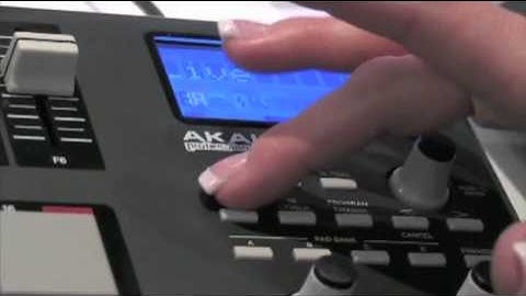 Akai MPD26 Controller