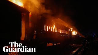 Bangladesh: several people killed in apparent arson attack on train