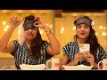 Archana Kavi in a Blind Test | Blindfold Games | MeenAviyal Web Series