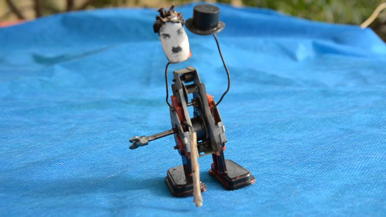 Mini Automaton CHARLIE MINI WINDUP AUTOMATON - YouTube