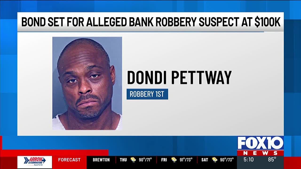 Bond set at $100,000 for alleged bank robbery suspect - YouTube