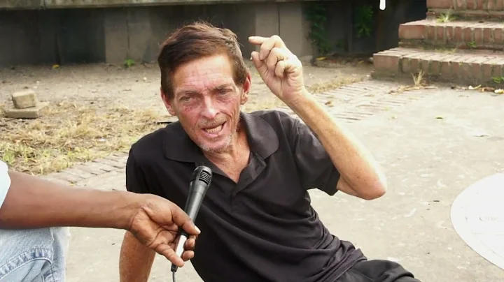 SURINAME.       SU PARRIS TV  in gesprek met dhr F...
