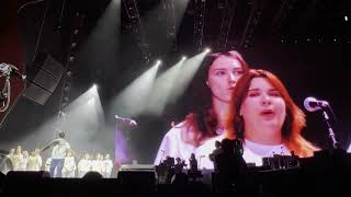 Ukrainian choirs perform with The Rolling Stones screenshot 5