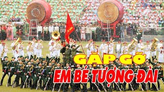 ĐIỆN BIÊN - Gặp gỡ “Em bé tượng đài”