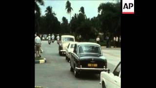 SYND 12-1-74 TANAKA ARRIVES TO SINGAPORE FOR A VISIT