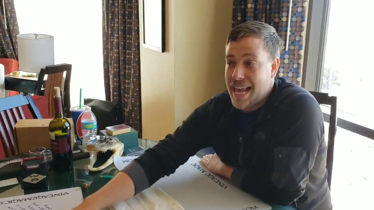 Edwin The Magic Engineer & Clynn ARGUE = Is the Earth FLAT or a SPHERE??? DEBATE @ GP Vegas 2019