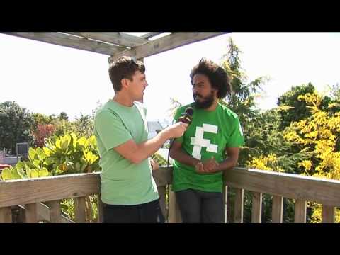 Jillionaire draws pictures on Juice TV with Dean Campbell in NZ