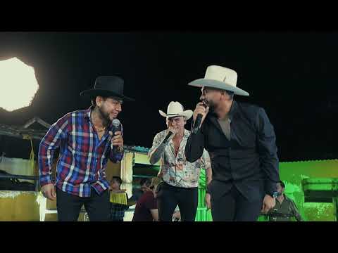 Los Calzones de Bolitas / Caliente Caliente / Bailando de Cache - La Banda Que Hacia Falta