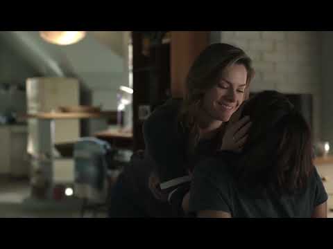 Hightown 2x10   Kiss Scenes — Jackie and Leslie Monica Raymund and Tonya Glanz