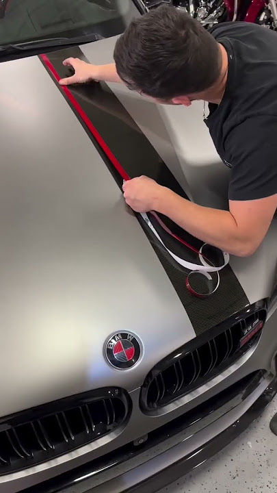 BMW X6M with custom Carbon fibre Hood Stripe and Red Pinstripe #automobile #carppf #carwrap #bmw