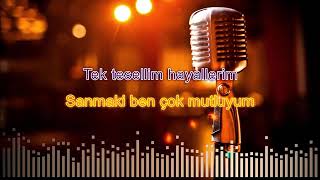 SANMAKİ YAŞIYORUM