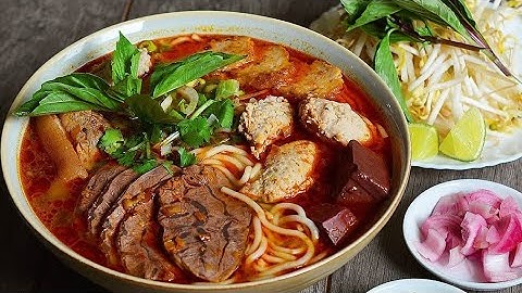 Thưởng Thức Bún Bò Chợ Hải Sản Long Hải