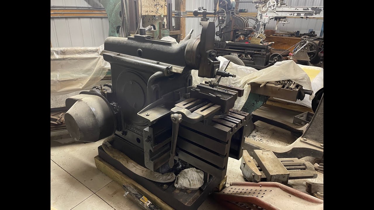 1936 Gould and Eberhardt 16 inch High Duty metal shaper 