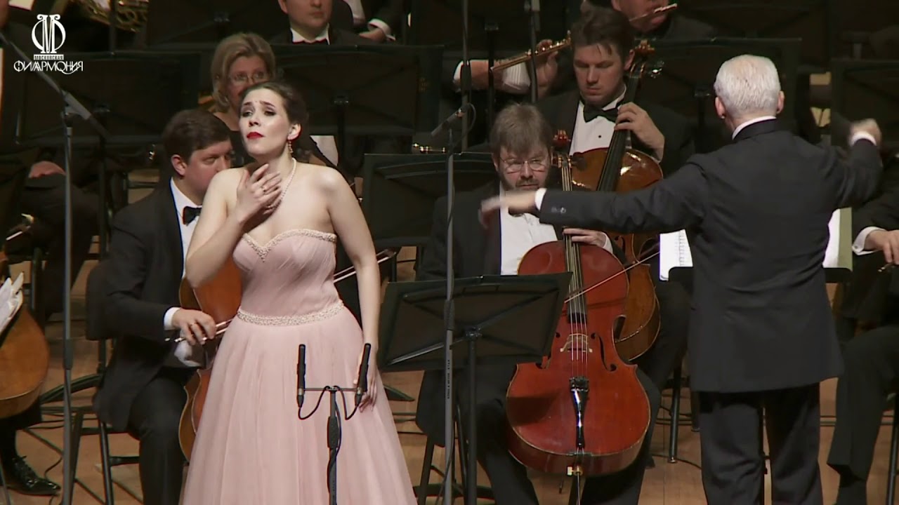 Ksenia Nesterenko La Traviata 