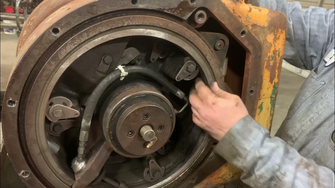 Fixing the Gearmatic 19 winch - YouTube