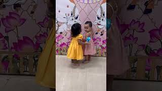 Papam kiss edam anukudi kani blessing echi potudi😂😍🧿 #youtubeshorts #cutebaby #cute #cutepicture