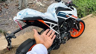 Moto KTM 125 DUKE 2023 déstockée