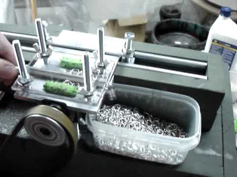 The Ringinator®  A bulk jump ring maker machine that saw cuts Aluminum,  Copper, Titanium, Silver, and Stainless Steel jump rings, with perfectly  flush cut ends.