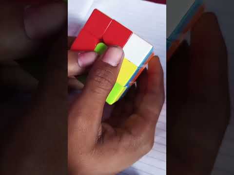 HOW TO SOLVE RUBIC CUBE 🎩🪄  #trending #viral #youtubeshorts #youtube #diy #creative #cube #magic