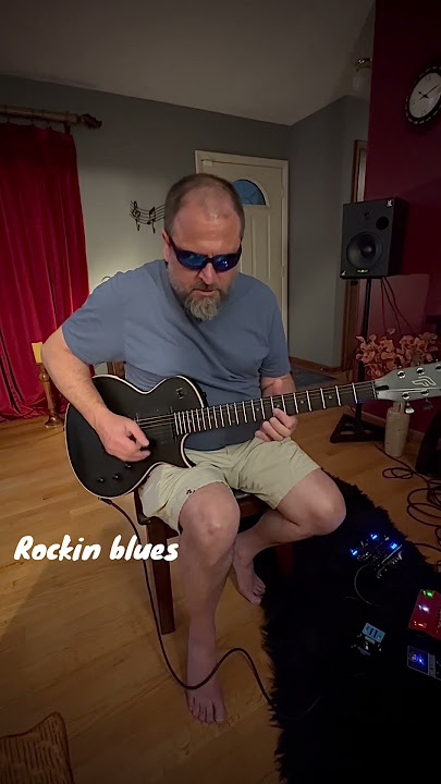 #guitar #shred #original #rocknblues #guitarman