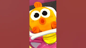 William S Day Dancing Along To Baby Shark Doo Doo Doo Shorts 
