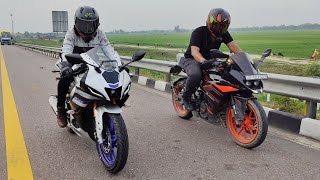 Yamaha R15M VS KTM RC200 Comparison | Top End Race!