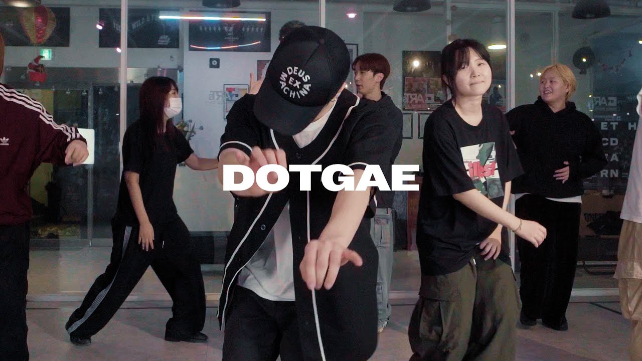 DOTGAE TRAP DANCEㅣMyles Yachts - Walkthrough Feat. BOS - YouTube