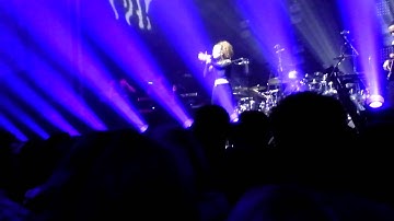 Jess Glynne - Hold My Hand (Live at O2 Academy Glasgow)