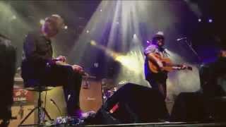 Wilco &quot;Taste The Ceiling&quot; [8/1/15 Gathering of the Vibes] (iPhone Clip)