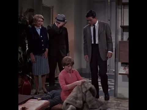 Shenanigans All In A Night S Work Antics With Dean Martin Cliff Robertson Shirley MacLaine 
