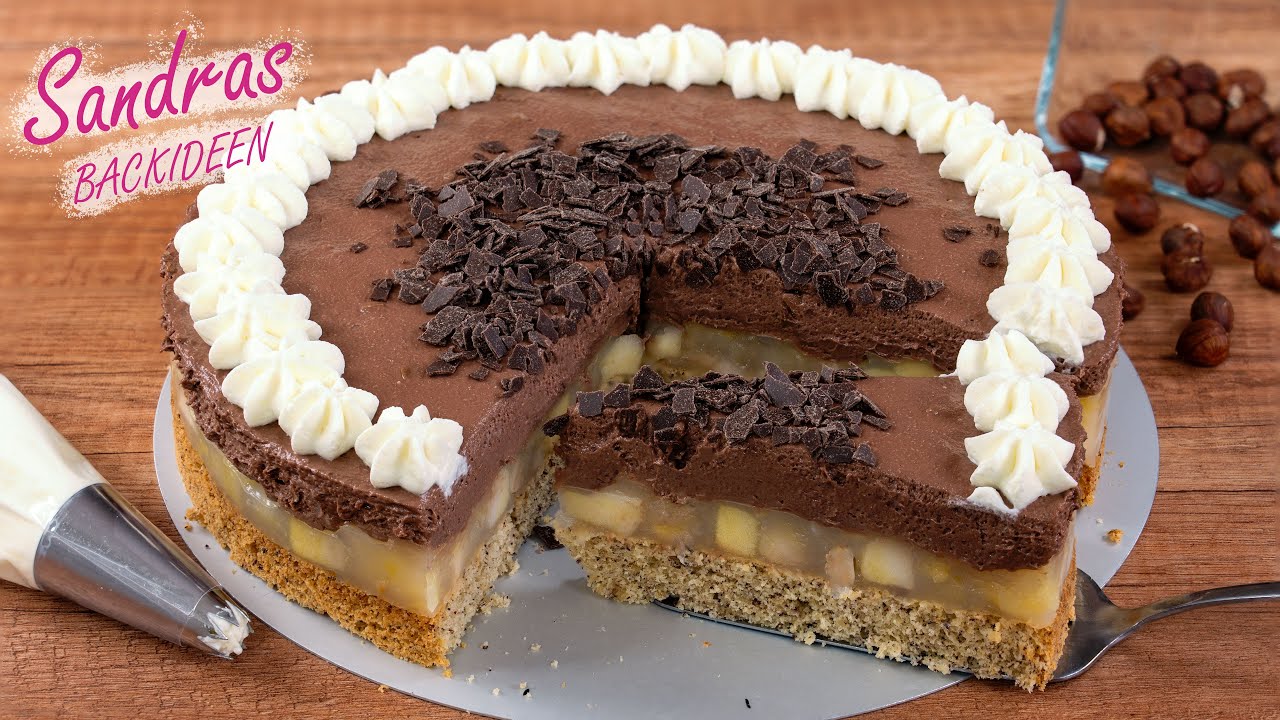 Apfeltorte mit Paradiescreme | Weihnachtstorte mit Nussboden und ... Apfeltorte mit Paradiescreme | Weihnachtstorte mit Nussboden und ...