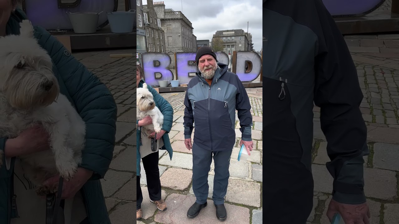 Do people in Aberdeen like the new giant letters?