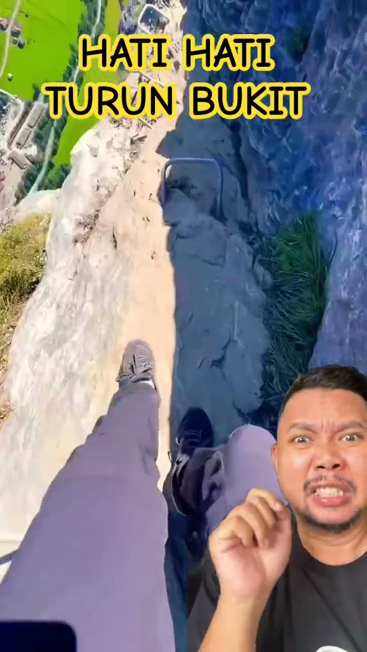 HATI HATI YA TURUN BUKIT!!!?? #travel #nature #love #mountains #shortsfeed