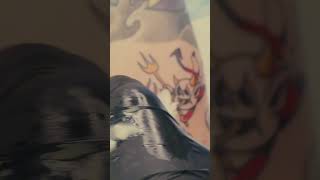 Little Devil Tattoo 😈 Old School in the Making by Ken | 小恶魔诞生记 | Wild Crane Tattoos