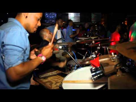 Cache Royale - Miho ba keda den panchi (live) - Quincy Amasia