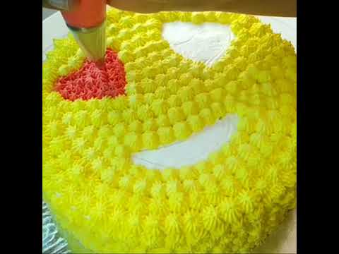 How to Make Emoji Cake | Smiley Face Cake | Theme Cake | Cake Design || #shorts
