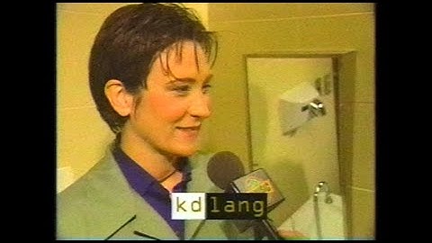 Toronto MAC Fashion Cares (1998): KD Lang interview