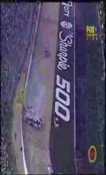 2004 Food City 250 lap 1 crash