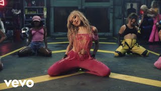 Смотреть клип Sabrina Carpenter - Fast Times