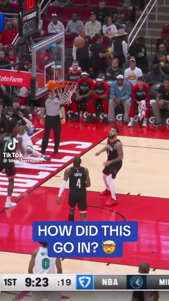 How did this go in? #hoodnews #jamorant #memphisgrizzlies #NBA #basketball #sports #omg #how #wow #i