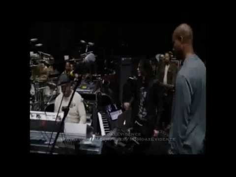 Jonathan Moffett Photo 12