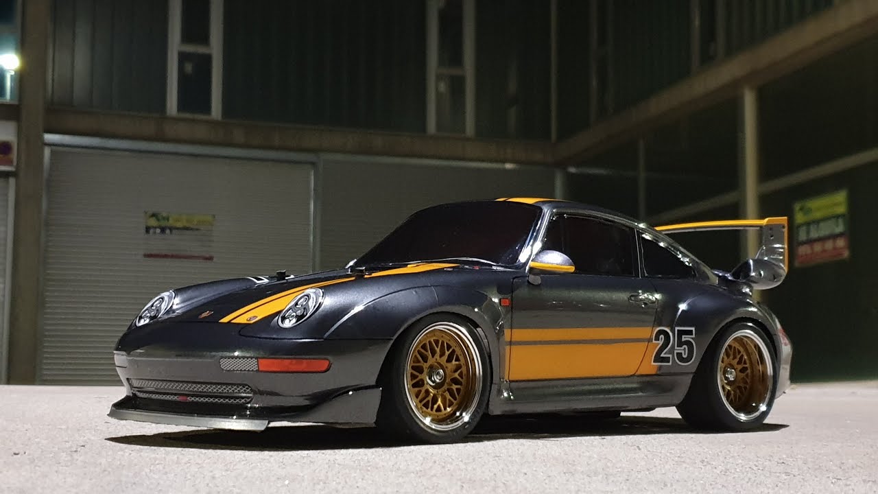 Kit RC 1/10 Tamiya #47321 Porsche 911 GT2 - YouTube