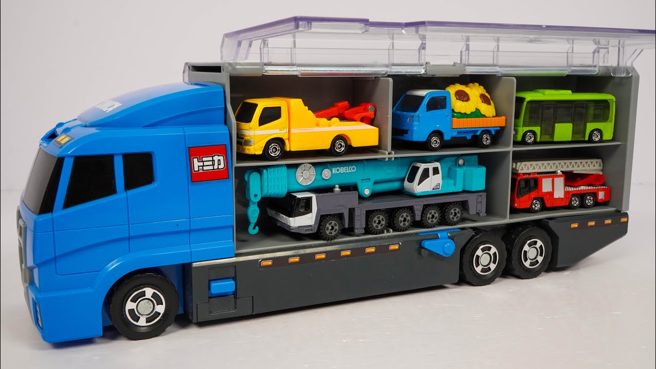 トミカ☆トミカのミニカーを開封してコンボイへ収納します！