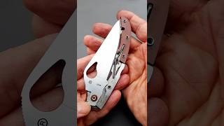 How Does A Mid-Lock Back Lock Work?