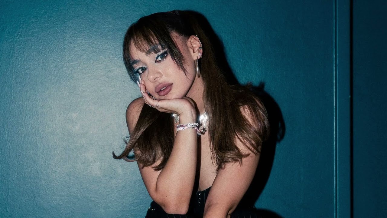 Ayliva – Sag mir, was wir sind | Emotionale Pop-Ballade