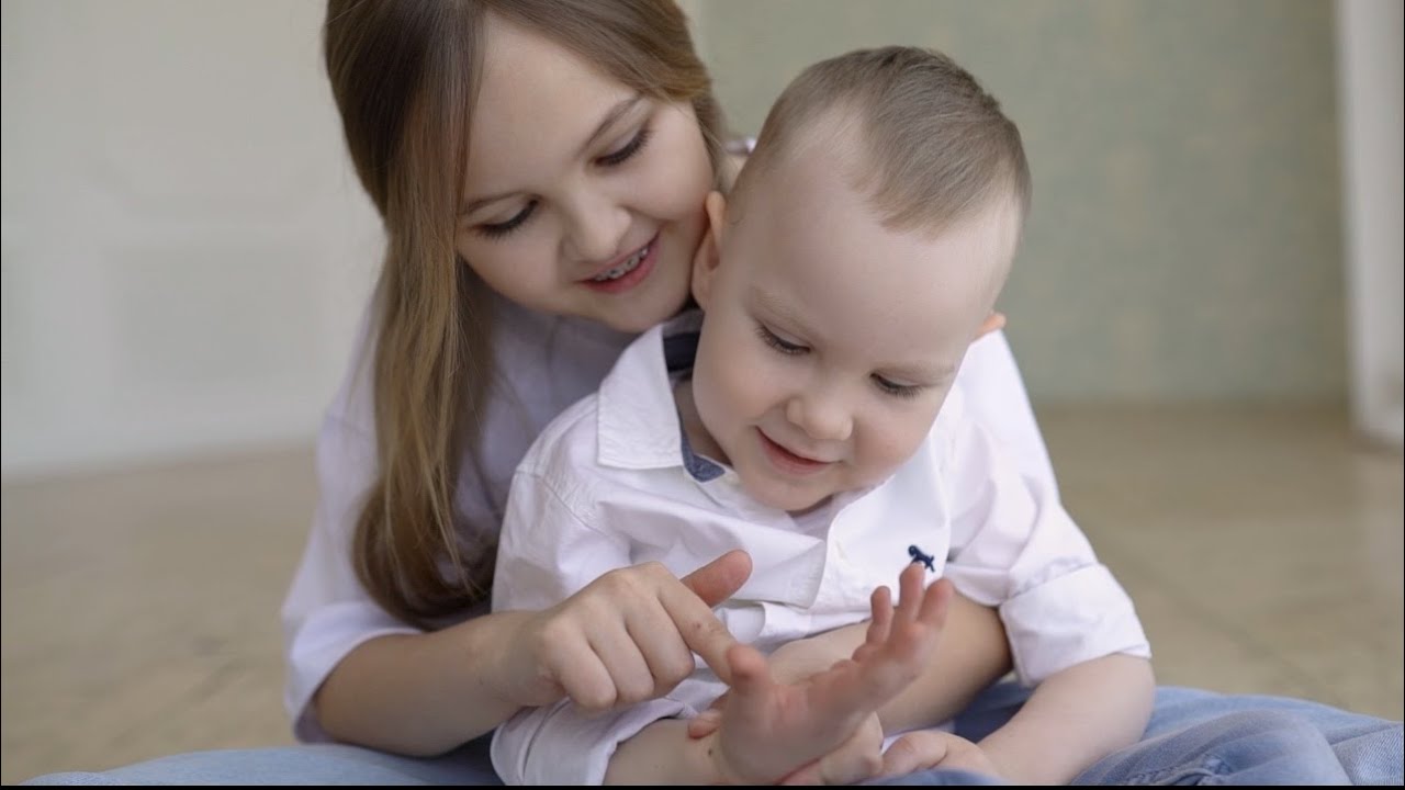 милые добрые взрослые остановите войну. добрые взрослые отмените войну. милые добрые взрослые слушать. отмените войну. милые добрые взрослые слушать.