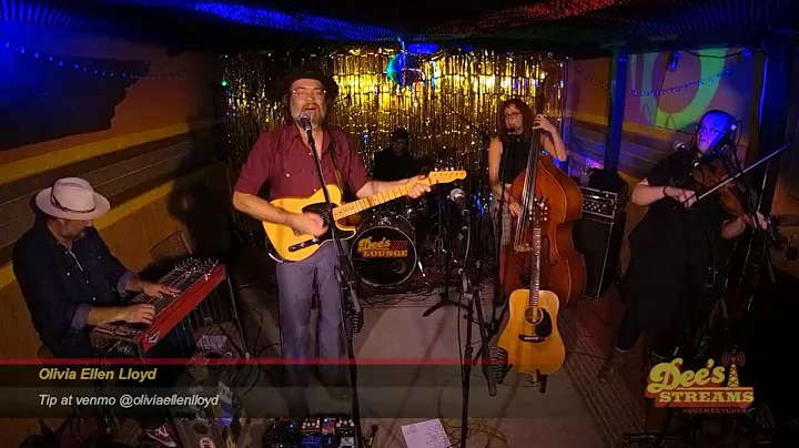 Olivia Ellen Lloyd @ Dee's 11.25.22