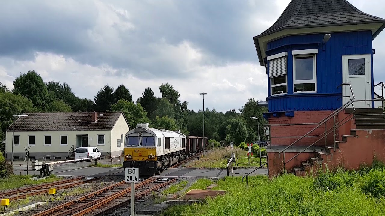 KBS 461 Oberwesterwaldbahn Umleiterverkehr Tonerdetransporte mit 077 008-6
