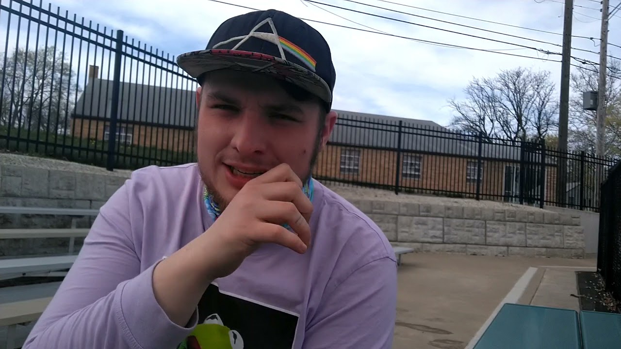 What Is Delta 10 THC? (Trying A Delta 10 Cart!)